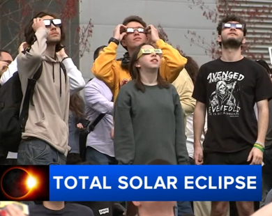 CSM and Edelman Planetarium host Solar Eclipse Viewing Party with over 2,000 attendees